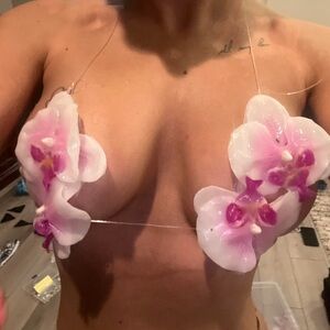 GLAZED ORCHID BIKINI TOP